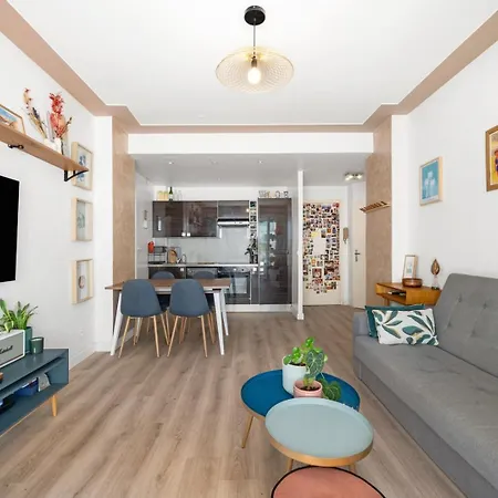 아파트 Bright & Cozy - Large Sunny Terrace *